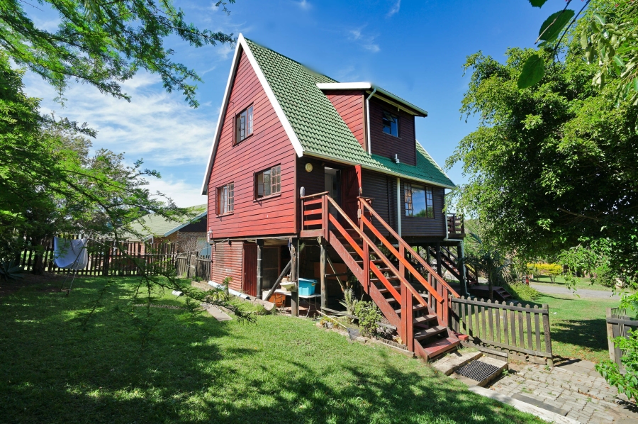 3 Bedroom Property for Sale in Cove Rock Eastern Cape